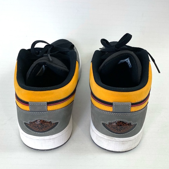 Nike Air Jordan 1 Low SE Sneakers 13 Black/Vivid Orange/Light Graphite - Picture 4 of 16